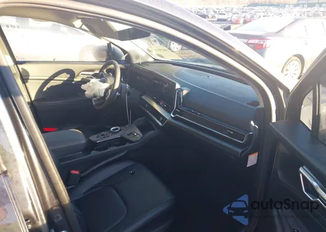 2023 Kia Sportage Hybrid Ex z USA, uszkodzony, nr VIN KNDPVCAG0P7066210